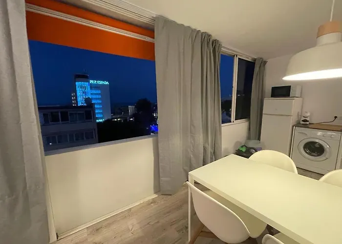 C Y L * Торремолинос